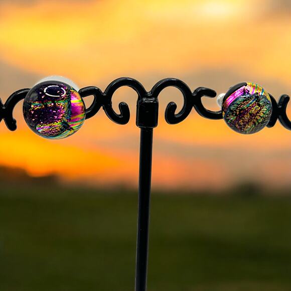 Iridescent Purple Peacock Round 3/8" Earrings! - Picture 1 of 7